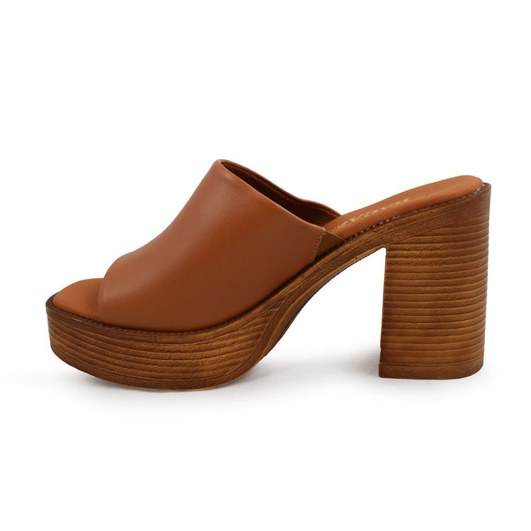 Εικόνα για Γυναικεία Δερμάτινα Mules RAGAZZA 0920